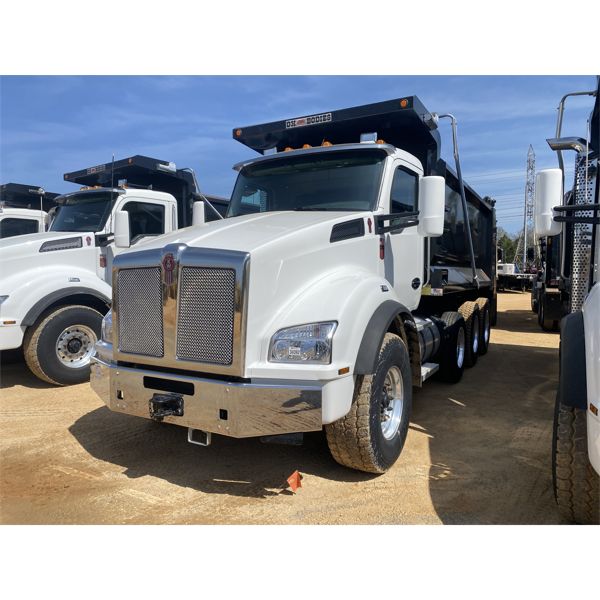 2021 KENWORTH T880 Dump Truck