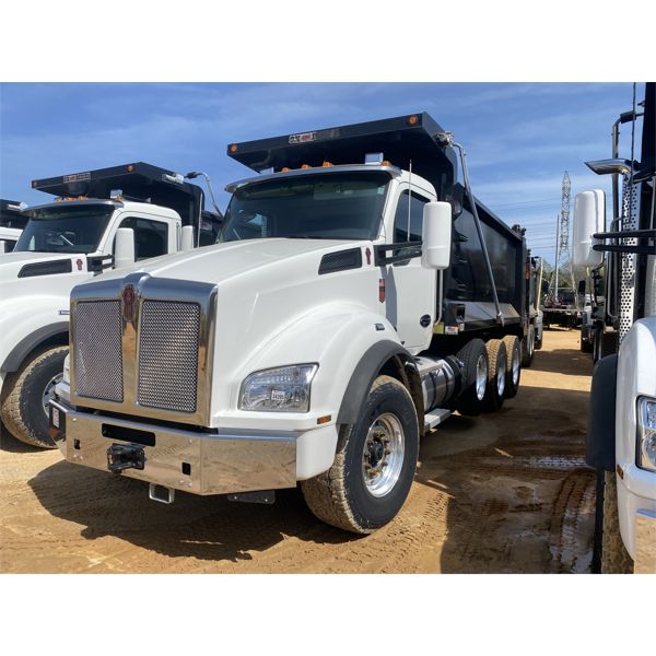 2021 KENWORTH T880 Dump Truck