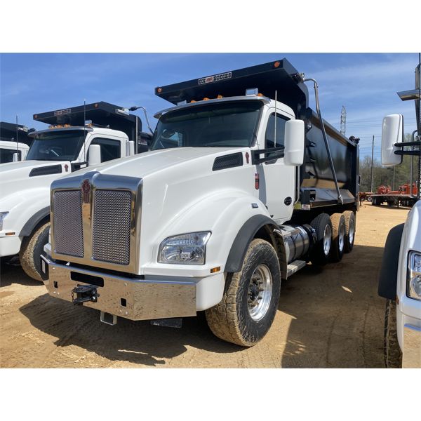 2021 KENWORTH T880 Dump Truck