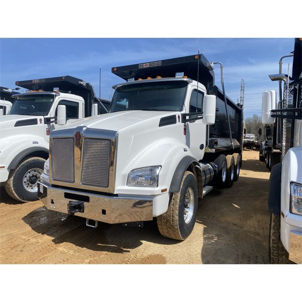 2021 KENWORTH T880 Dump Truck