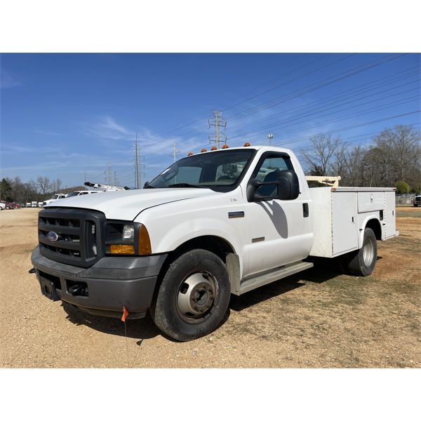 2006 FORD F350 XL Service / Mechanic Truck