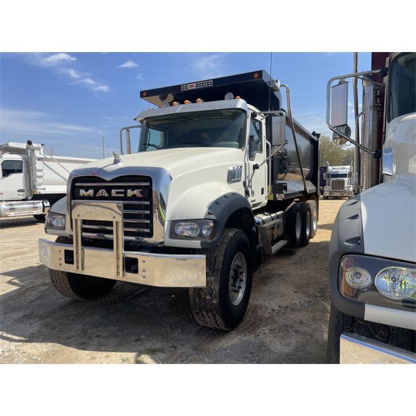 2023 MACK GR64F Dump Truck