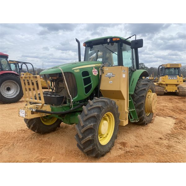 2012 JOHN DEERE 7230 Farm Tractor