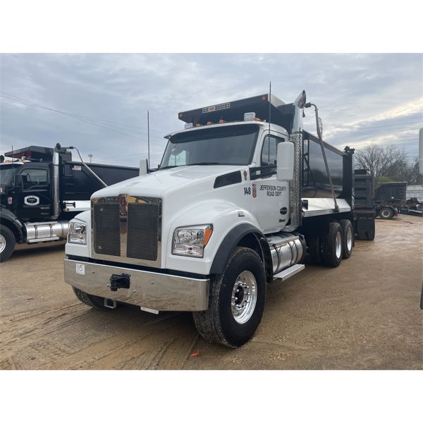 2023 KENWORTH T880S Dump Truck