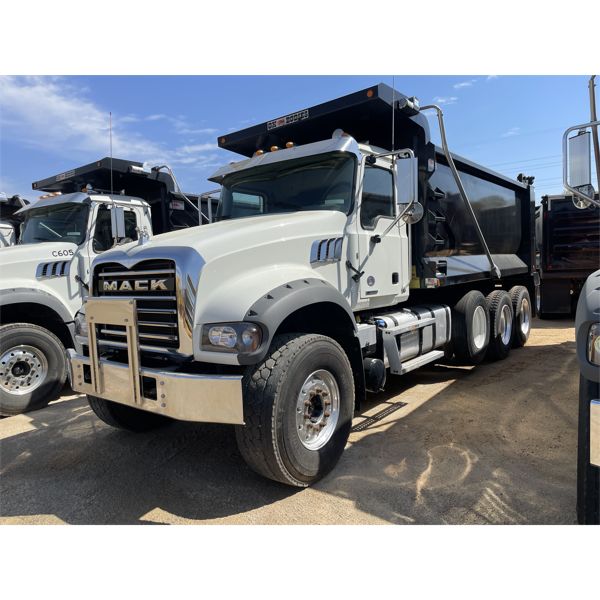 2022 MACK GR64F Dump Truck