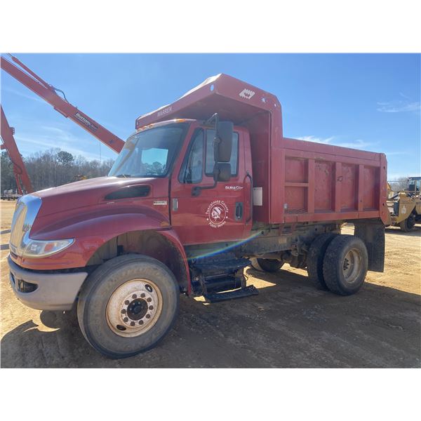2014 INTERNATIONAL 4300 Dump Truck