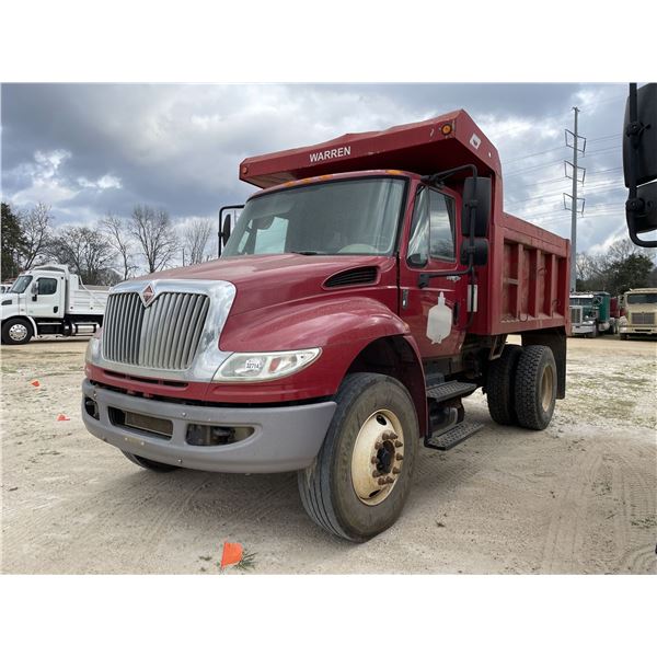 2014 INTERNATIONAL 4300 Dump Truck
