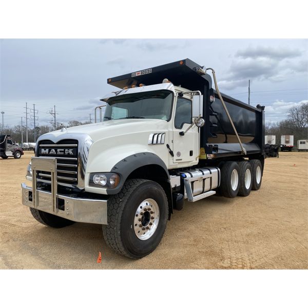 2023 MACK GR64F Dump Truck