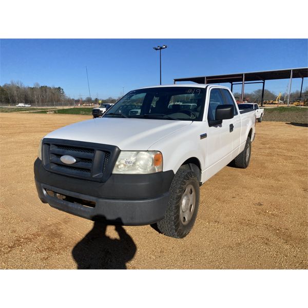 2006 FORD F150 XL Pickup Truck
