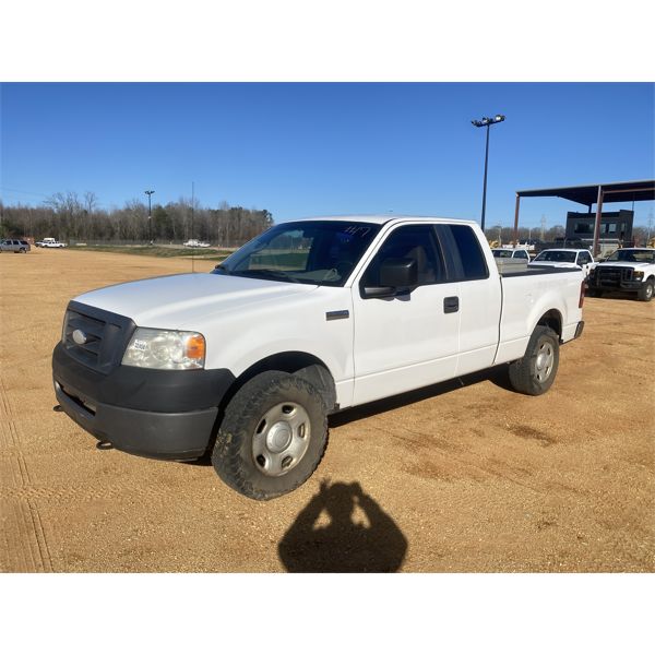 2007 FORD F150 XL Pickup Truck