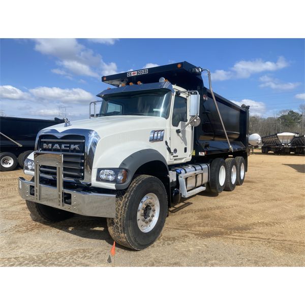 2021 MACK GR64F Dump Truck