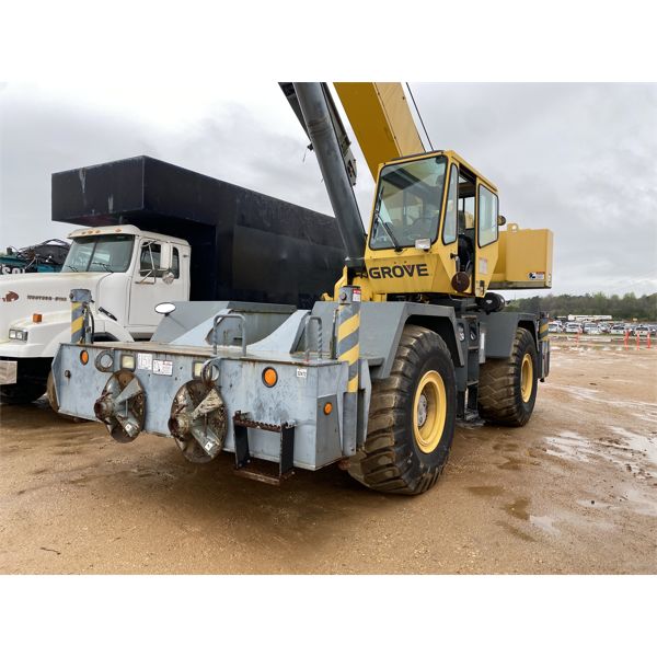 2005 GROVE RT600E Rough Terrain Crane