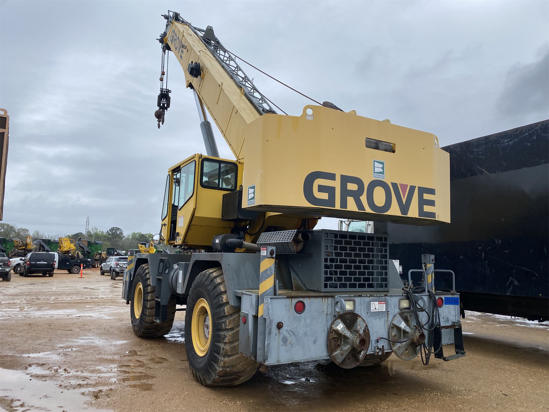 2005 GROVE RT600E Rough Terrain Crane - J.M. Wood Auction Company, Inc.