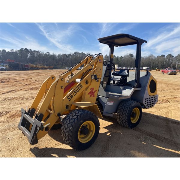 2011 SWINGER 2K Wheel Loader