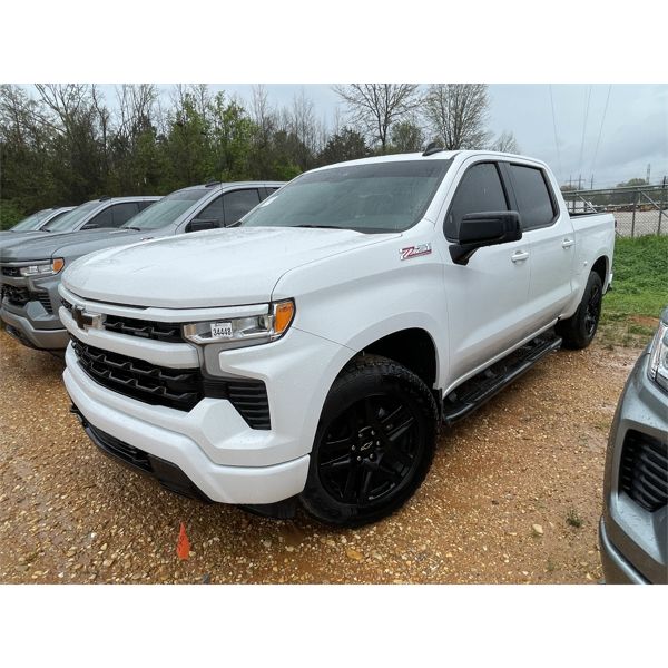 2023 CHEVROLET SILVERADO Z71 RST Pickup Truck