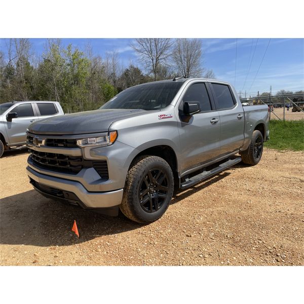 2023 CHEVROLET SILVERADO Z71 RST Pickup Truck