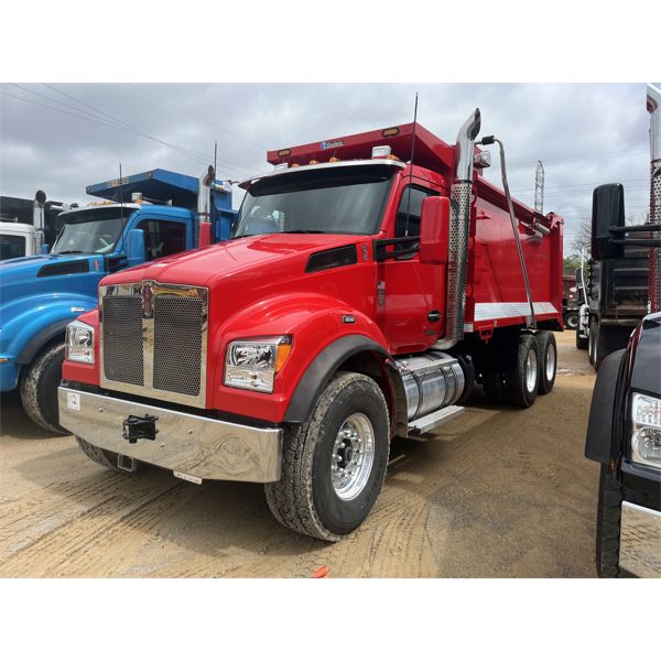 2023 KENWORTH T880S Dump Truck