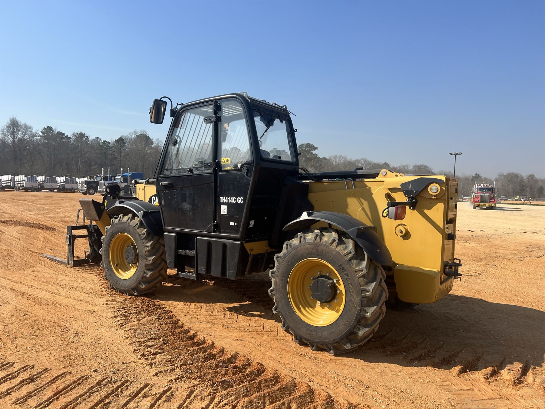 2015 CAT TH414C GC Forklift - Telehandler - J.M. Wood Auction Company, Inc.
