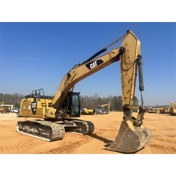 2015 CAT 329FL Excavator