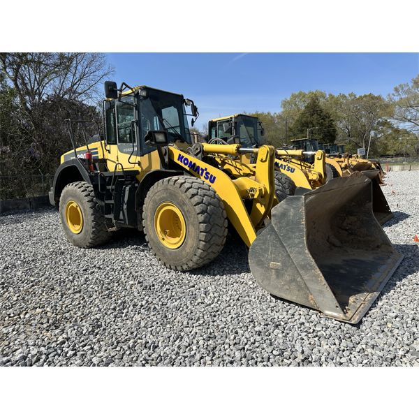 2017 KOMATSU WA380-8 Wheel Loader