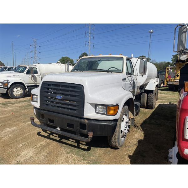 1996 FORD F-SERIES Water Truck