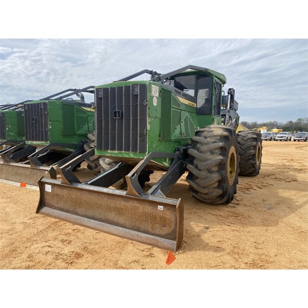 2017 JOHN DEERE 748L Skidder