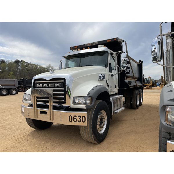 2021 MACK GR64F Dump Truck