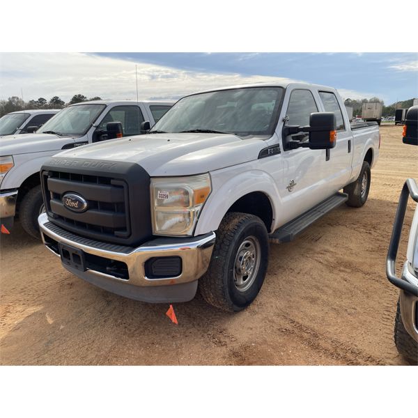 2013 FORD F250 XL Pickup Truck