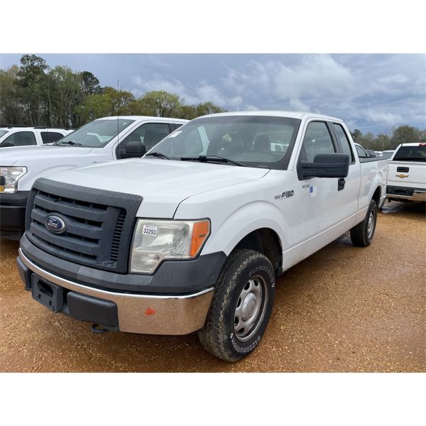 2010 FORD F150 XL Pickup Truck
