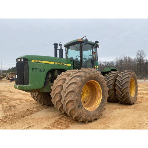 2000 JOHN DEERE 9400 Scraper Tractor