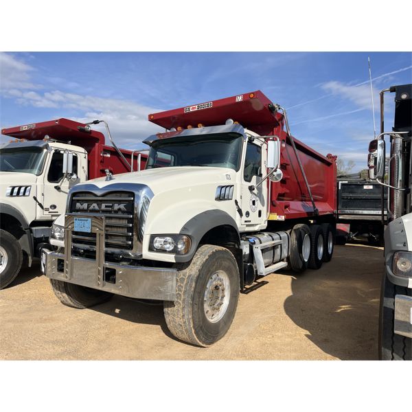 2021 MACK GR64F Dump Truck