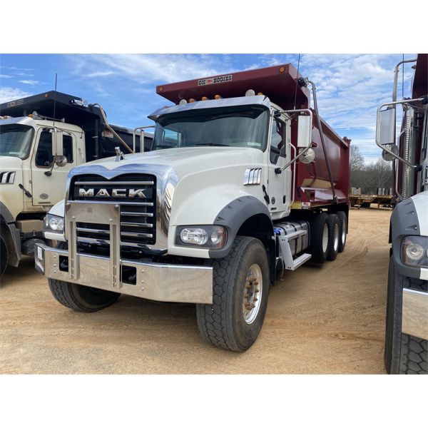 2023 MACK GR64F Dump Truck