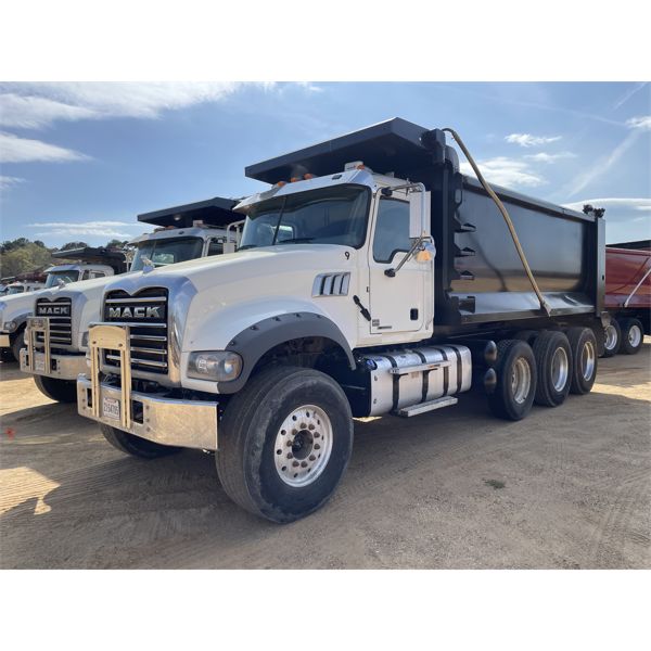 2019 MACK GR64F Dump Truck
