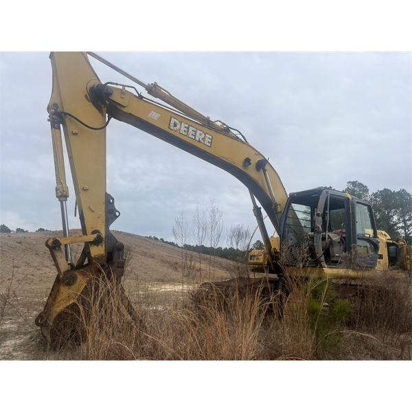 2004 JOHN DEERE 200C LC Excavator