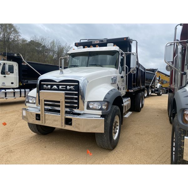 2021 MACK GR64F Dump Truck