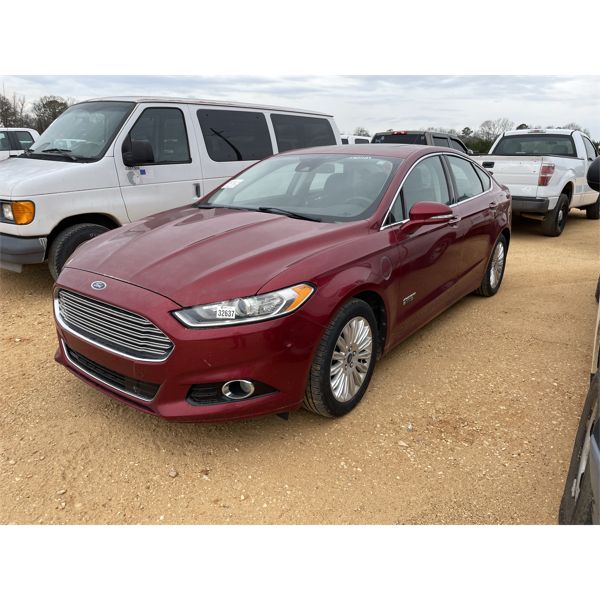 2014 FORD FUSION TITANIUM Automobile