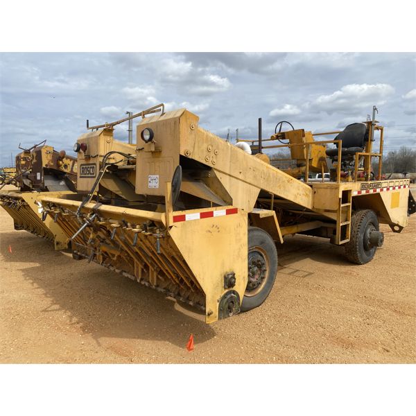 1991 ROSCO SPRHH Asphalt Chip Spreader