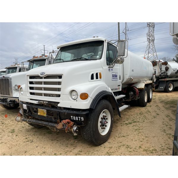 2006 STERLING LT7500 Water Truck