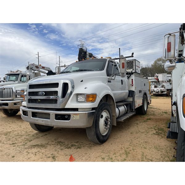 2015 FORD F750 XLT Service / Mechanic Truck