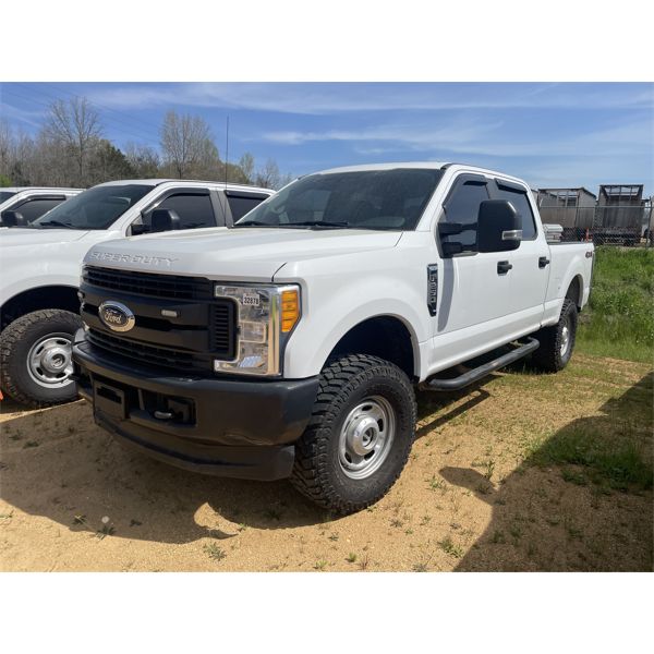 2017 FORD  F250 XL Pickup Truck