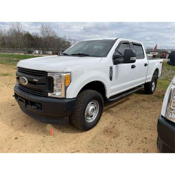 2017 FORD  F250 XL Pickup Truck