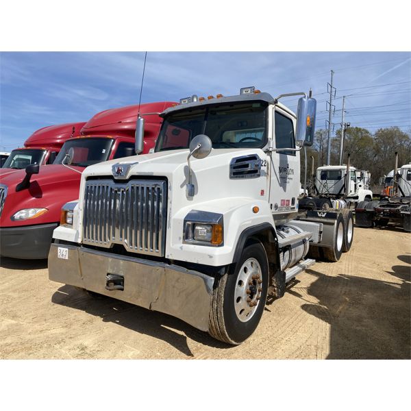 2020 WESTERN STAR 4700SF Day Cab Truck