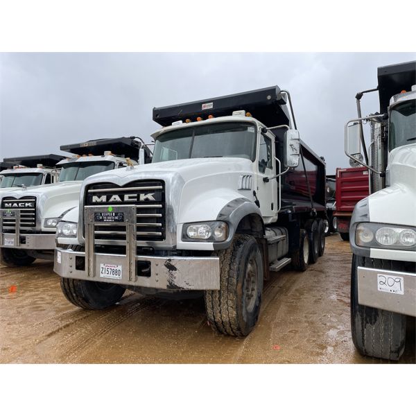 2020 MACK GR64F Dump Truck