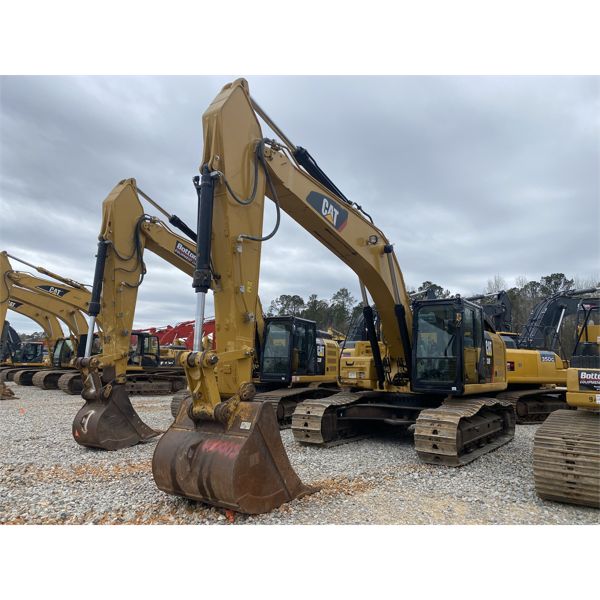 2018 CAT 330FL Excavator