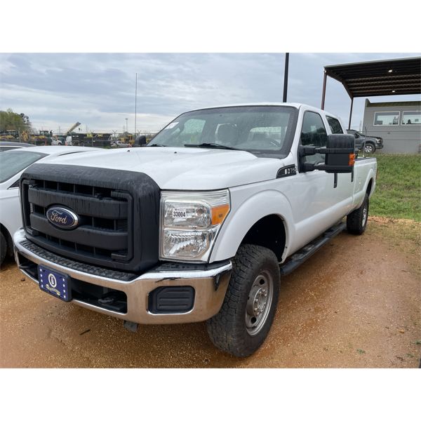 2015 FORD F350 XL Pickup Truck