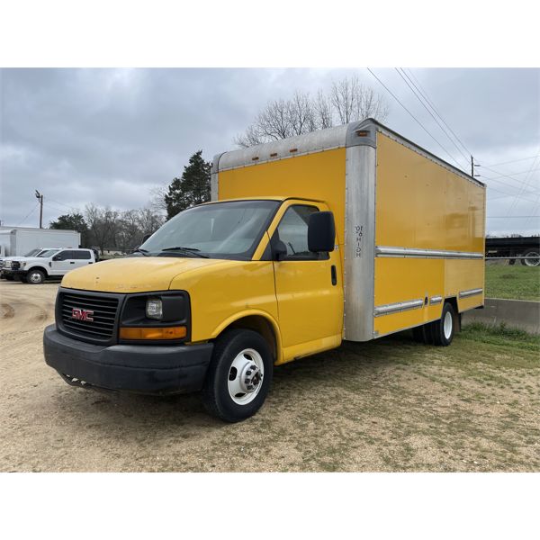 2011 GMC 3500 Box Truck