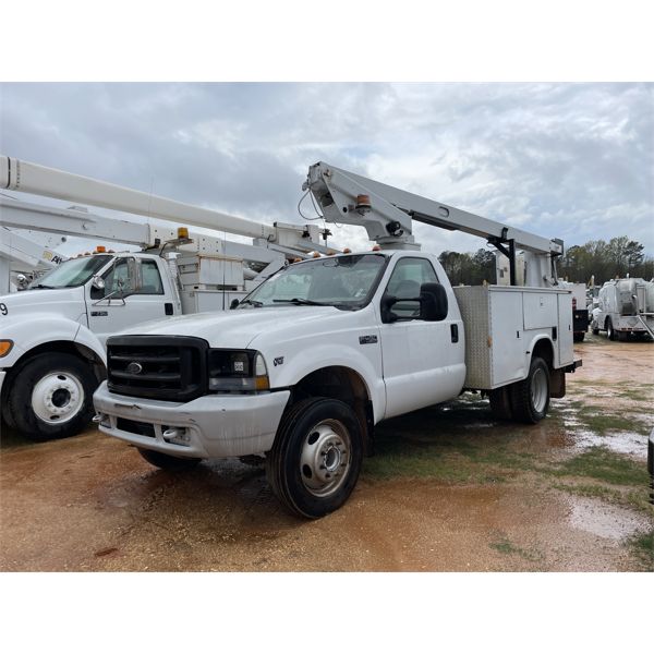 2000 FORD F450 XL Bucket Truck