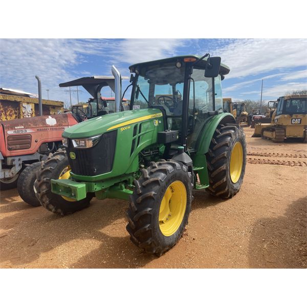 2019 JOHN DEERE 5100M Farm Tractor