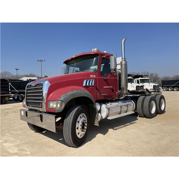 2007 MACK CTP713 Day Cab Truck