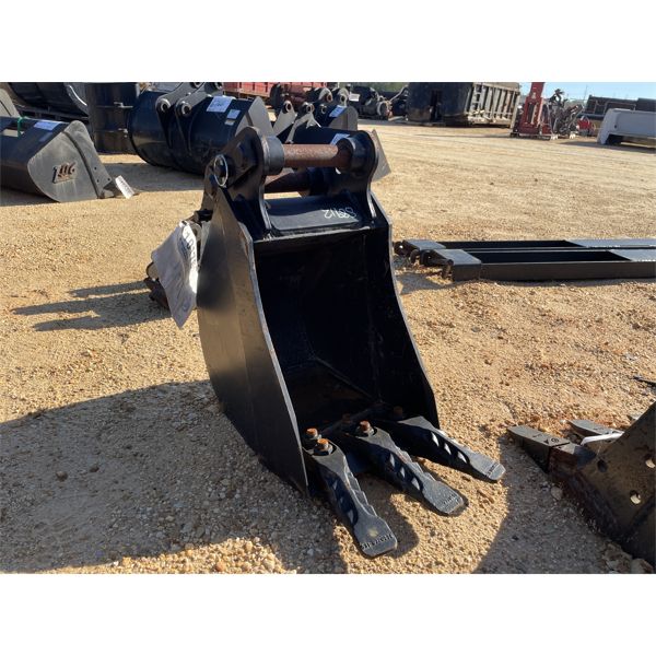 JCB 12" BUCKET